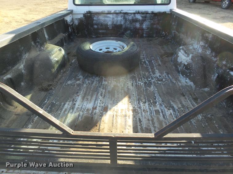 image for item DB1766 1999 Ford F250 Super Duty pickup truck