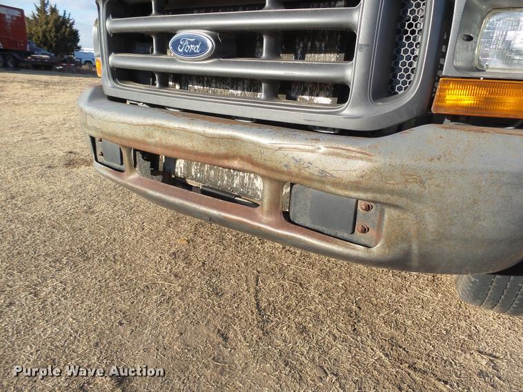 image for item DB1766 1999 Ford F250 Super Duty pickup truck
