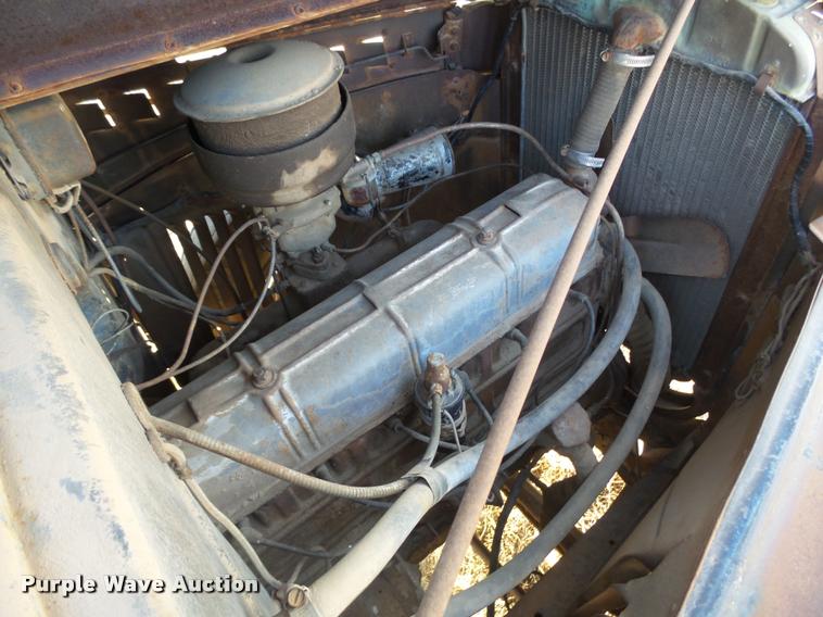 image for item DB1767 1945 Chevrolet truck cab and chassis