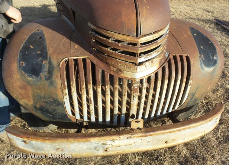 image for item DB1767 1945 Chevrolet truck cab and chassis