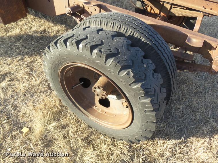 image for item DB1767 1945 Chevrolet truck cab and chassis