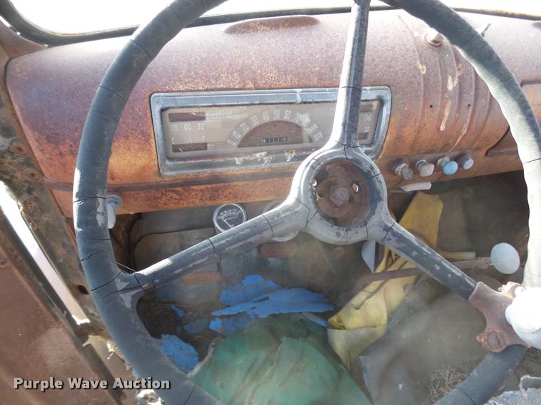 image for item DB1767 1945 Chevrolet truck cab and chassis