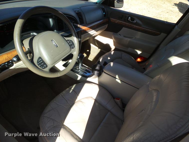 image for item DB1773 2001 Lincoln Continental