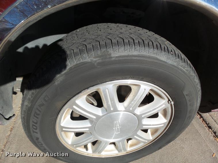 image for item DB1773 2001 Lincoln Continental