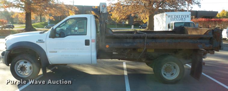 image for item DB2767 2007 Ford F450 Super Duty dump truck