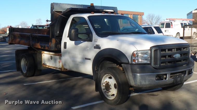 image for item DB2767 2007 Ford F450 Super Duty dump truck