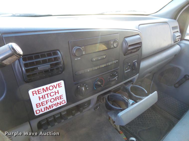 image for item DB2767 2007 Ford F450 Super Duty dump truck