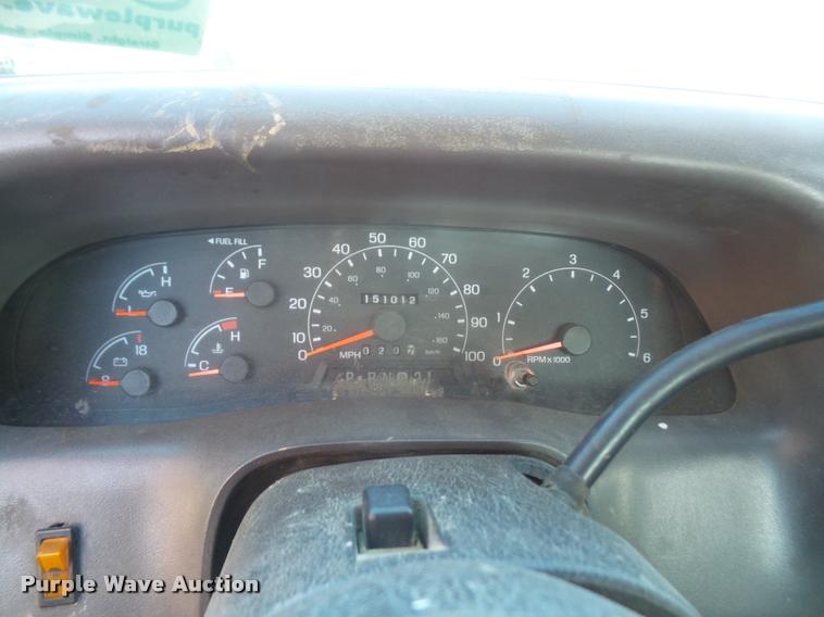 image for item DB2768 2001 Ford F250 Super Duty pickup truck