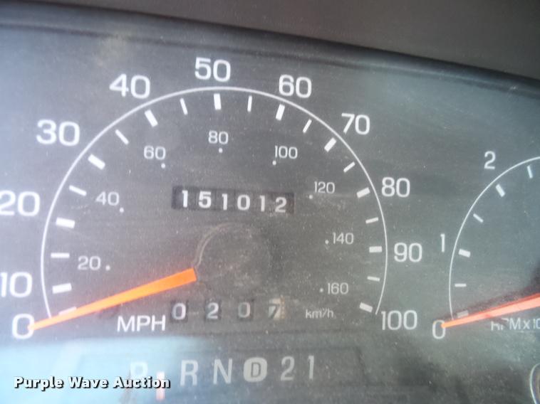 image for item DB2768 2001 Ford F250 Super Duty pickup truck