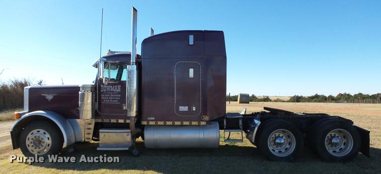 image for item DB4623 1995 Peterbilt 379 semi truck