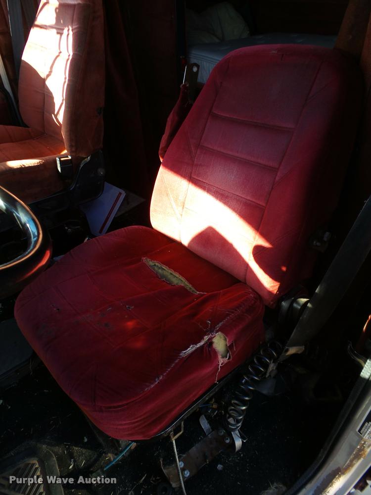 image for item DB4623 1995 Peterbilt 379 semi truck