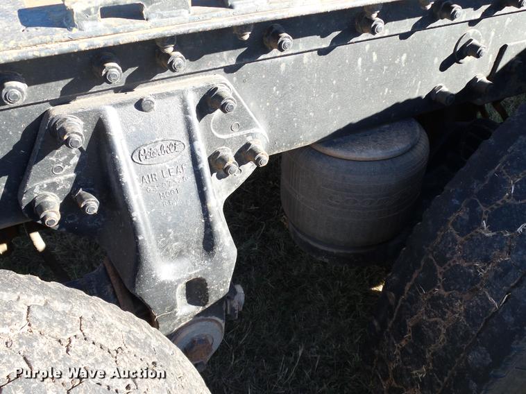 image for item DB4623 1995 Peterbilt 379 semi truck