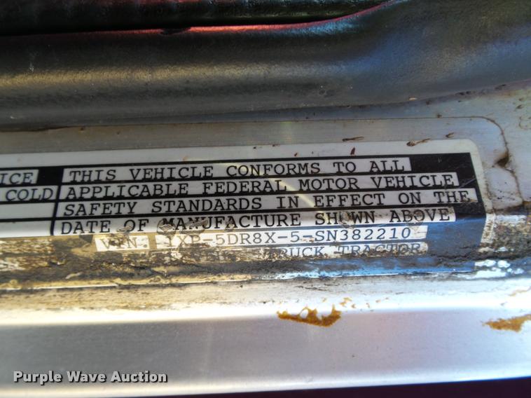 image for item DB4623 1995 Peterbilt 379 semi truck