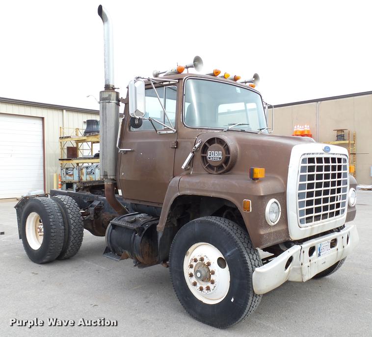 image for item DB4625 1984 Ford LN9000 semi truck
