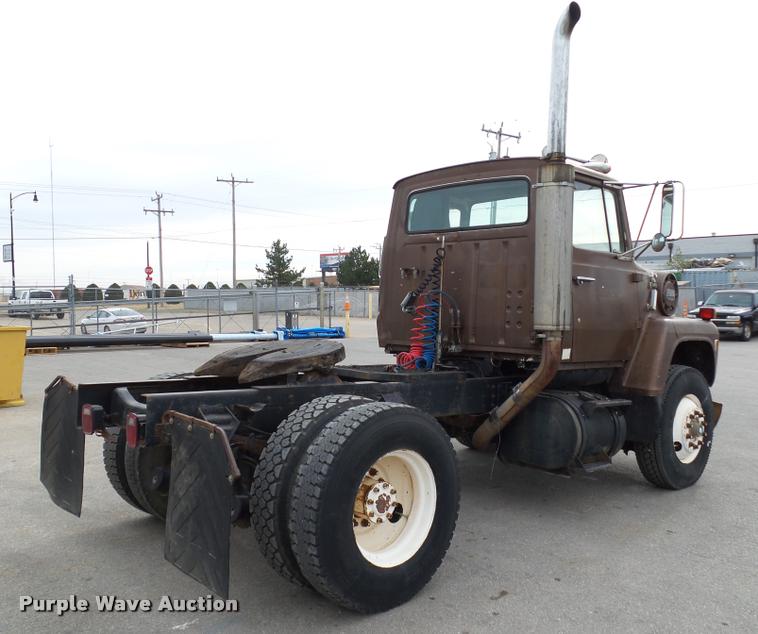 image for item DB4625 1984 Ford LN9000 semi truck