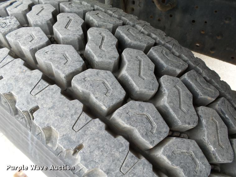 image for item DB4625 1984 Ford LN9000 semi truck