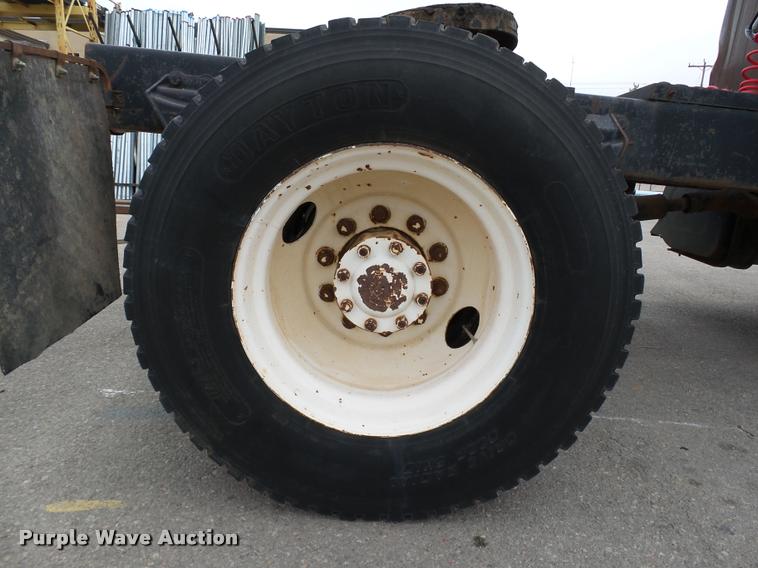 image for item DB4625 1984 Ford LN9000 semi truck