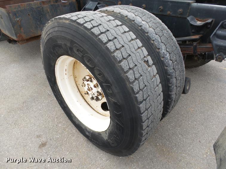 image for item DB4625 1984 Ford LN9000 semi truck