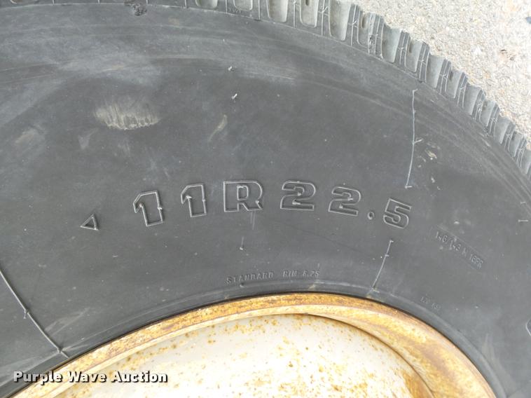 image for item DB4625 1984 Ford LN9000 semi truck