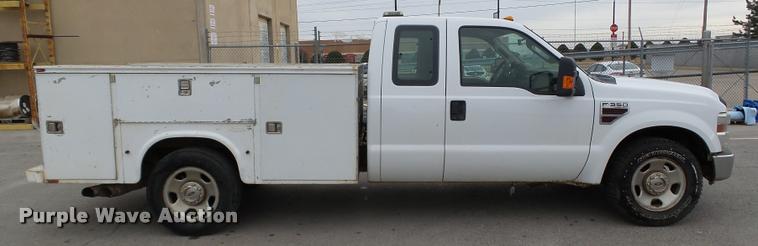 image for item DB4627 2008 Ford F350 Super Duty XL SuperCab utility truck