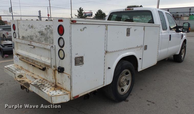 image for item DB4627 2008 Ford F350 Super Duty XL SuperCab utility truck