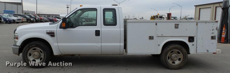 image for item DB4627 2008 Ford F350 Super Duty XL SuperCab utility truck