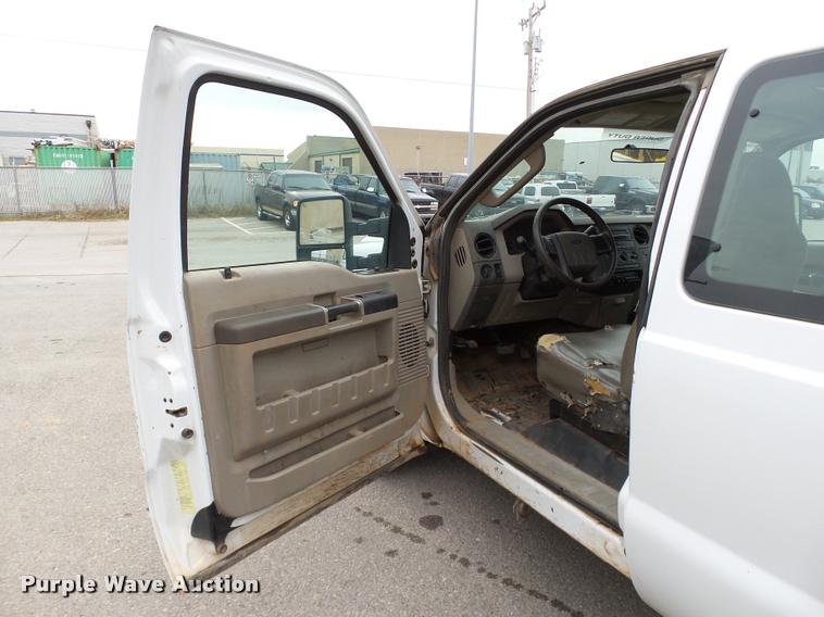 image for item DB4627 2008 Ford F350 Super Duty XL SuperCab utility truck