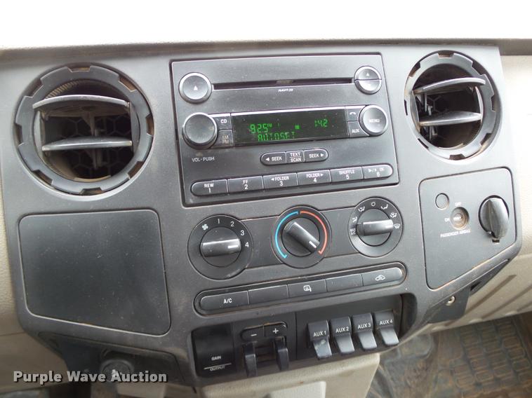 image for item DB4627 2008 Ford F350 Super Duty XL SuperCab utility truck