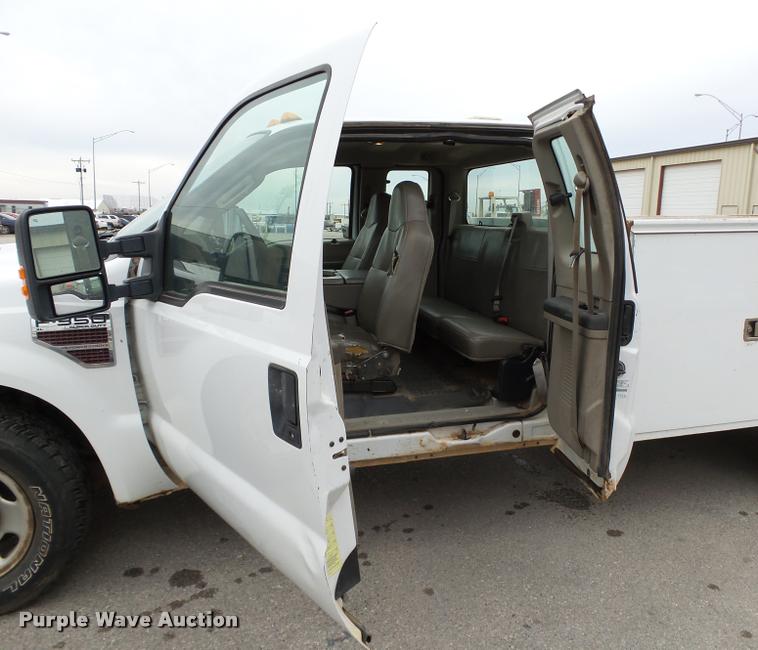 image for item DB4627 2008 Ford F350 Super Duty XL SuperCab utility truck