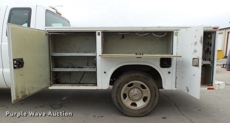 image for item DB4627 2008 Ford F350 Super Duty XL SuperCab utility truck