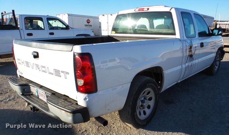 image for item DB5322 2006 Chevrolet Silverado 1500 Ext. Cab pickup truck