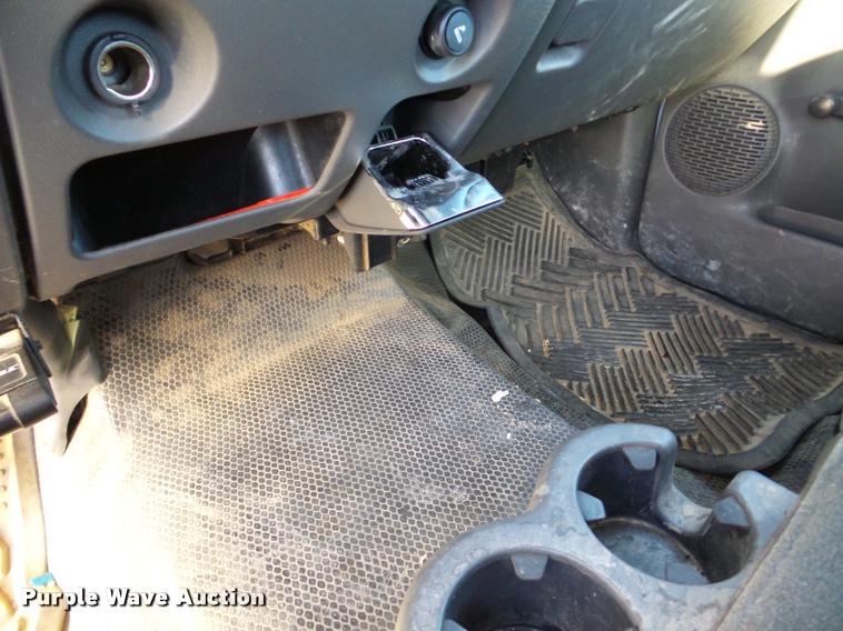 image for item DB5322 2006 Chevrolet Silverado 1500 Ext. Cab pickup truck