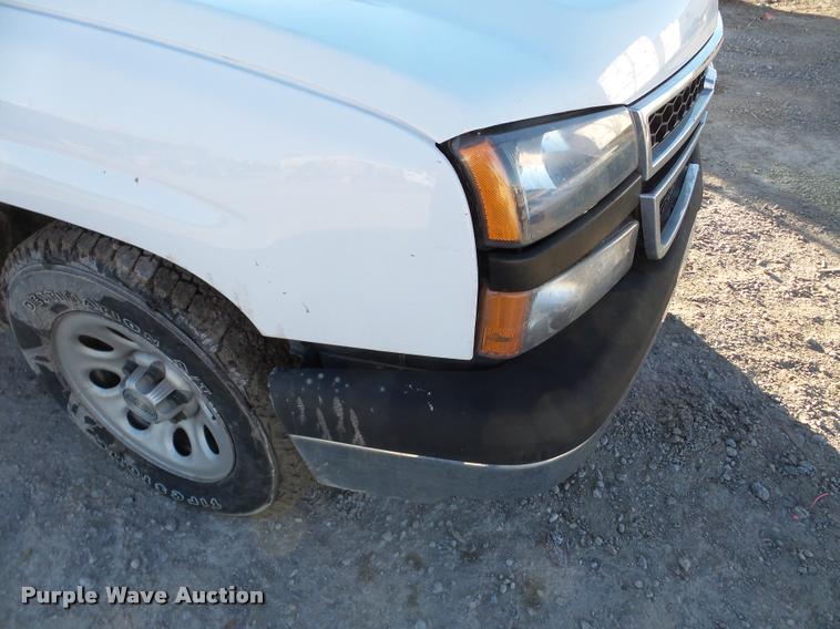 image for item DB5322 2006 Chevrolet Silverado 1500 Ext. Cab pickup truck