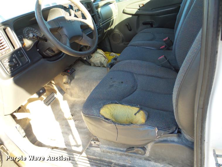 image for item DB5323 2007 Chevrolet Silverado Classic 1500 pickup truck