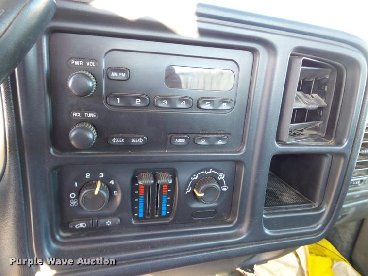 image for item DB5323 2007 Chevrolet Silverado Classic 1500 pickup truck