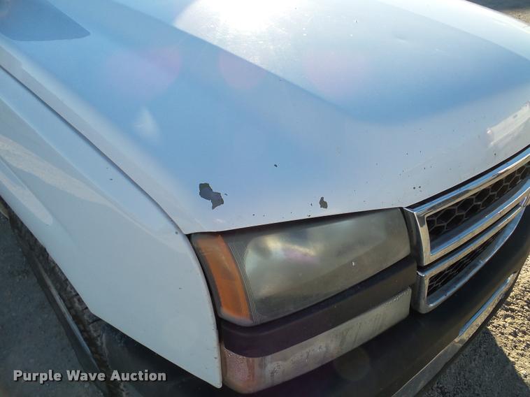 image for item DB5323 2007 Chevrolet Silverado Classic 1500 pickup truck