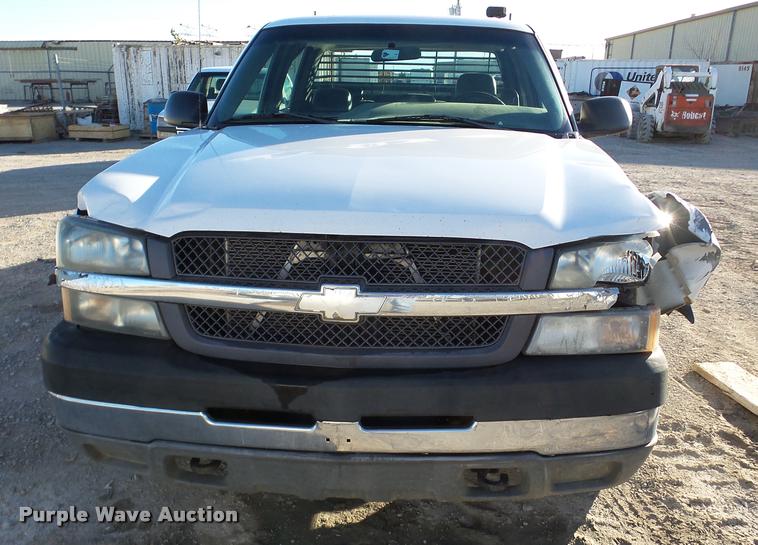 image for item DB5324 2003 Chevrolet Silverado 2500HD Crew Cab pickup truck