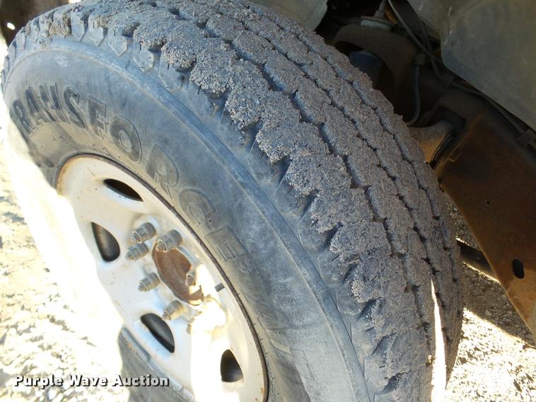 image for item DB5324 2003 Chevrolet Silverado 2500HD Crew Cab pickup truck