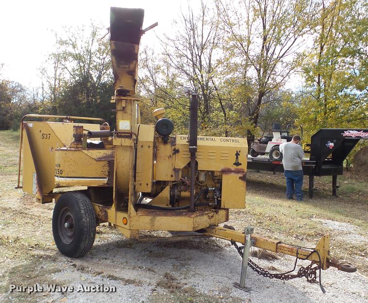 image for item DB5335 1989 Vermeer 1250 chipper