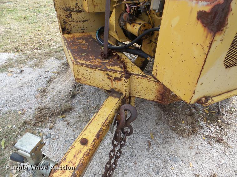 image for item DB5335 1989 Vermeer 1250 chipper