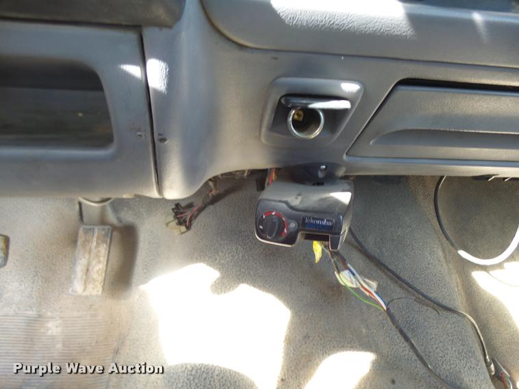 image for item DF9079 1997 Ford F350 utility truck