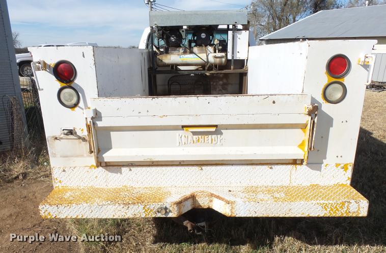 image for item DF9079 1997 Ford F350 utility truck