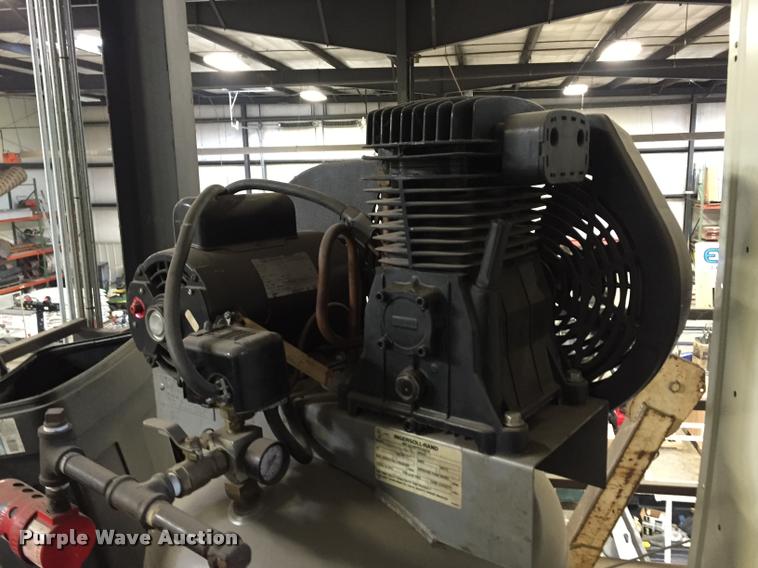 image for item DF9157 Ingersoll Rand Charge Air air compressor