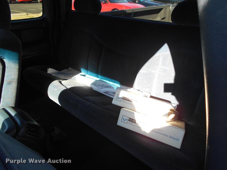 image for item DF9158 1999 Chevrolet Silverado 1500 Z71 Ext. Cab pickup truck