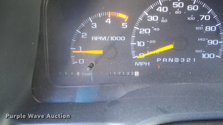 image for item DF9159 1995 Chevrolet 2500 Ext. Cab pickup truck