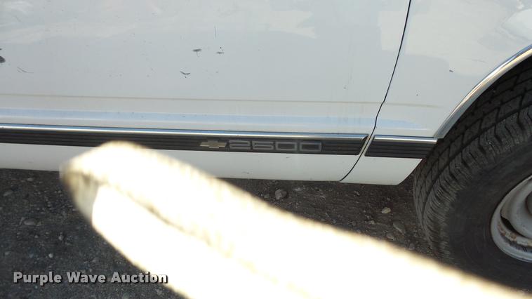 image for item DF9159 1995 Chevrolet 2500 Ext. Cab pickup truck