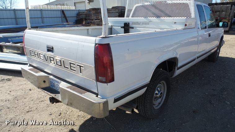image for item DF9159 1995 Chevrolet 2500 Ext. Cab pickup truck