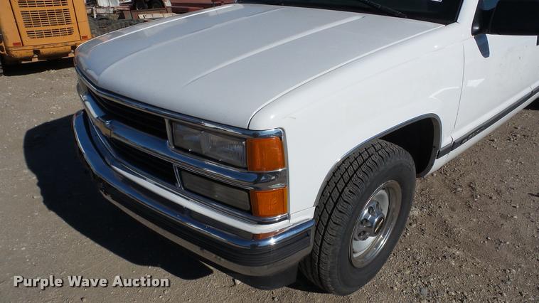 image for item DF9159 1995 Chevrolet 2500 Ext. Cab pickup truck