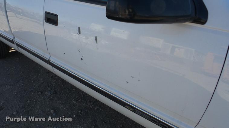 image for item DF9159 1995 Chevrolet 2500 Ext. Cab pickup truck