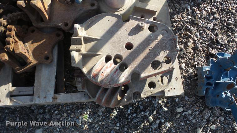 image for item DG9017 Ridgid pipe clamps and stands